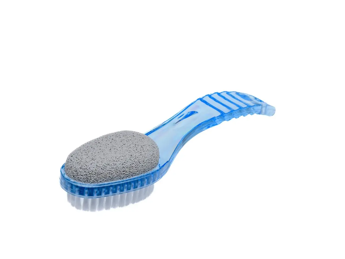 ЩЕТКА ДЛЯ НОГ пластмассовая с пемзой 4,5*3*19,5 см   107178