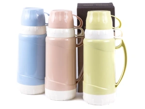 ТЕРМОС пластмассовый со стеклянной колбой 1,8 л   85178 