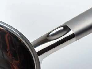 СОТЕЙНИК из нержавеющей стали с крышкой "Matte Line" 0,9 л/14 см  Banquet 50819