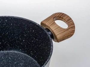 КАСТРЮЛЯ алюминиевая с антипригарным мраморным покрытием "Black Granite" с крышкой 20 см/2,2 л  Fresca 103497