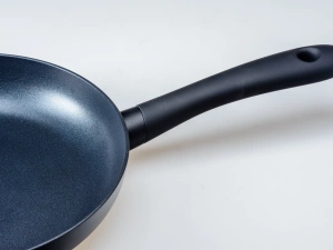 СКОВОРОДА алюминиевая с антипригарным покрытием 26 см   110377