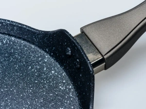 СКОВОРОДА ДЛЯ БЛИНОВ алюминиевая с антипригарным покрытием "Metallic Platinum" 24 см  Banquet 83589