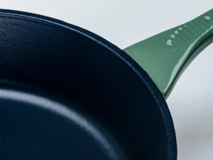 СКОВОРОДА чугунная с антипригарным керамическим покрытием "Misty" 26*5,5 см  Fresca 108214